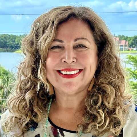 Rev. Elizabeth Longo